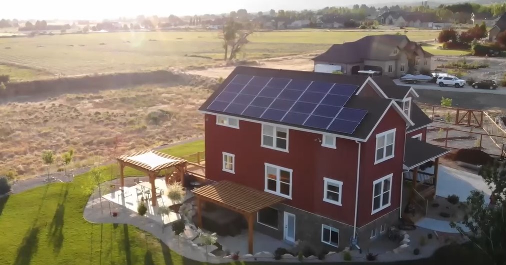 How Many Solar Panels to Power a House